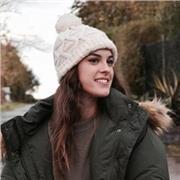 Doy clases particulares a niños y también a adultos, hasta un nivel C1